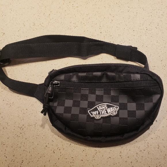 Vans Handbags - Vans beltbag